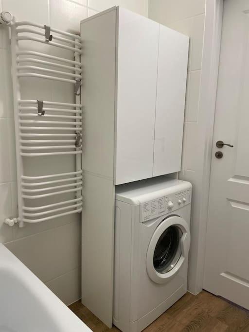 Apartament Four Bedroom Lachmana Warszawa