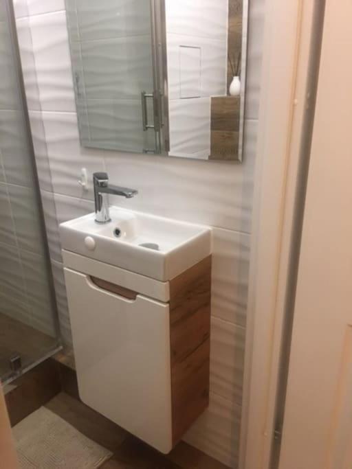 Apartament Four Bedroom Lachmana Warszawa